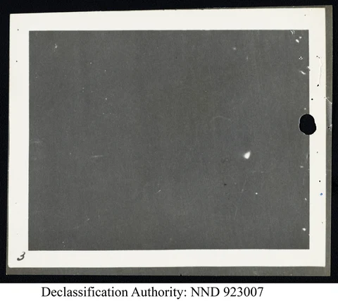 45484701-006-006-0143.jpg