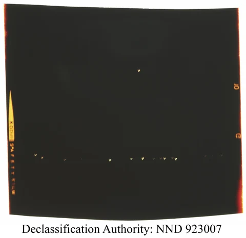 45484701-008-004-0007.jpg