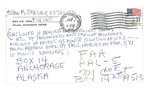 733667-002-010-0025.jpg
